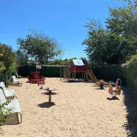 Holiday home L'opaline, Ravissante Maison Familiale,