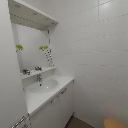 L'opaline, Ravissante Maison Familiale, *